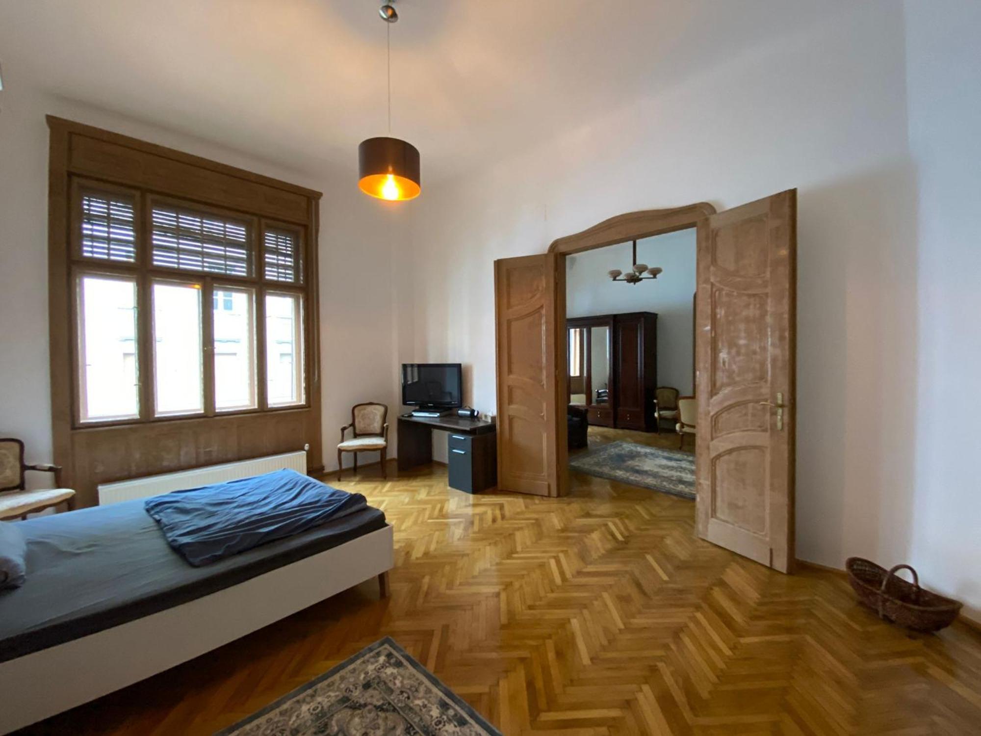 Ultra-Central Apartment In The Loffler Palace Timişoara Eksteriør bilde